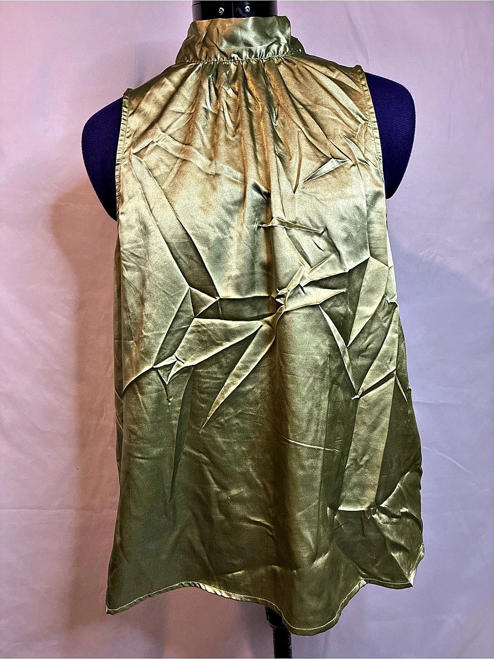 TIMING Satin-Look Halter Blouse in Green & Gold Size Large